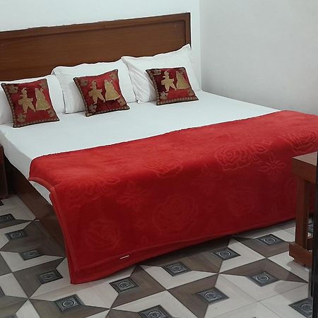 Rani Palace 克久拉霍 客房 照片