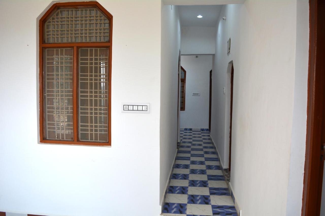 Rani Palace 克久拉霍 外观 照片